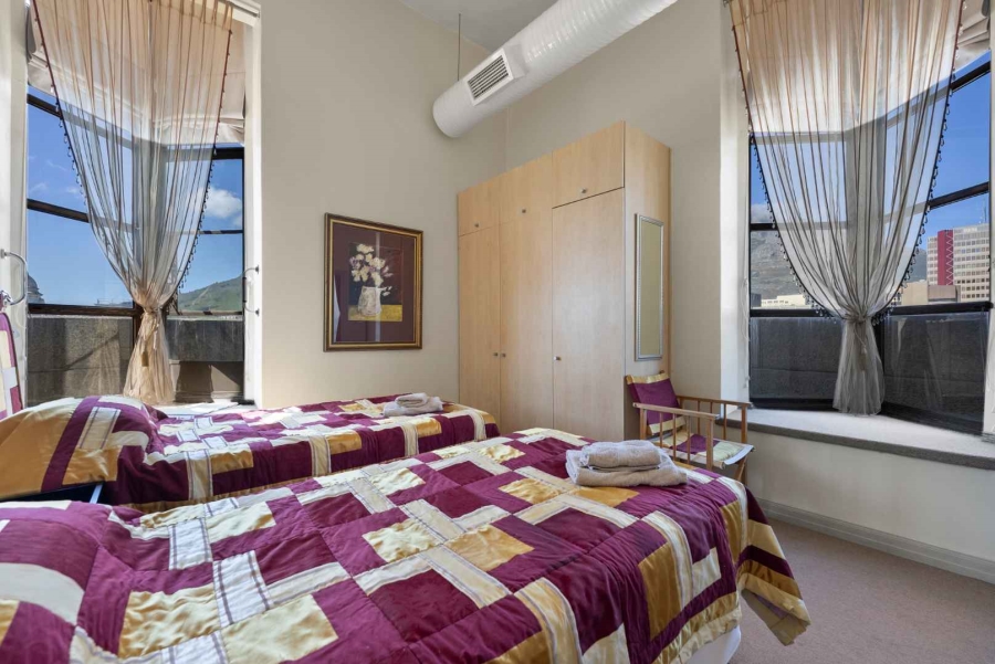 2 Bedroom Property for Sale in Cape Town City Centre Western Cape
